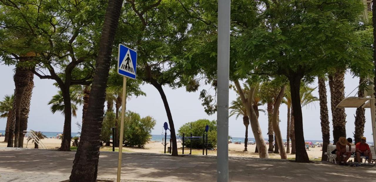 Concordia, Con Parking En El Puerto De Cambrilsアパートメント エクステリア 写真