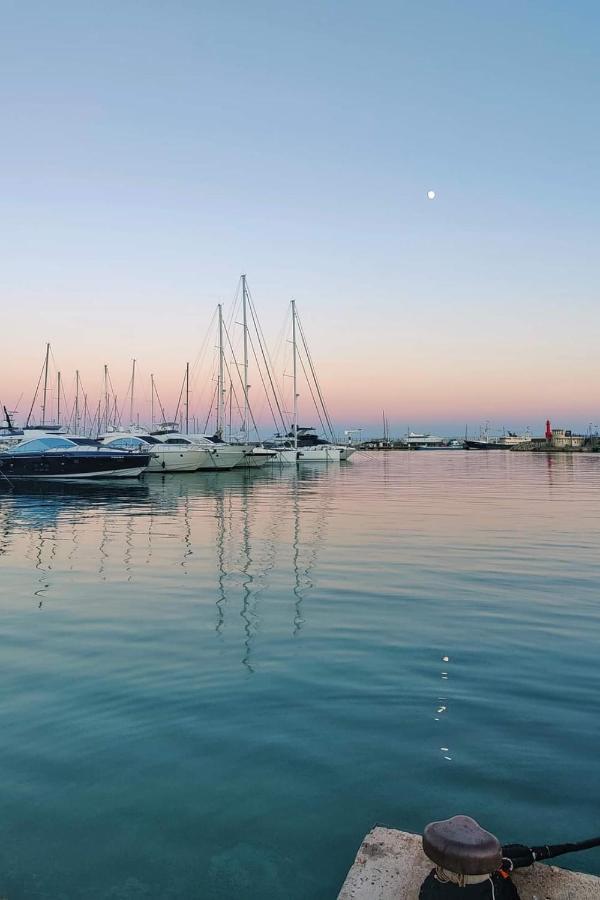 Concordia, Con Parking En El Puerto De Cambrilsアパートメント エクステリア 写真